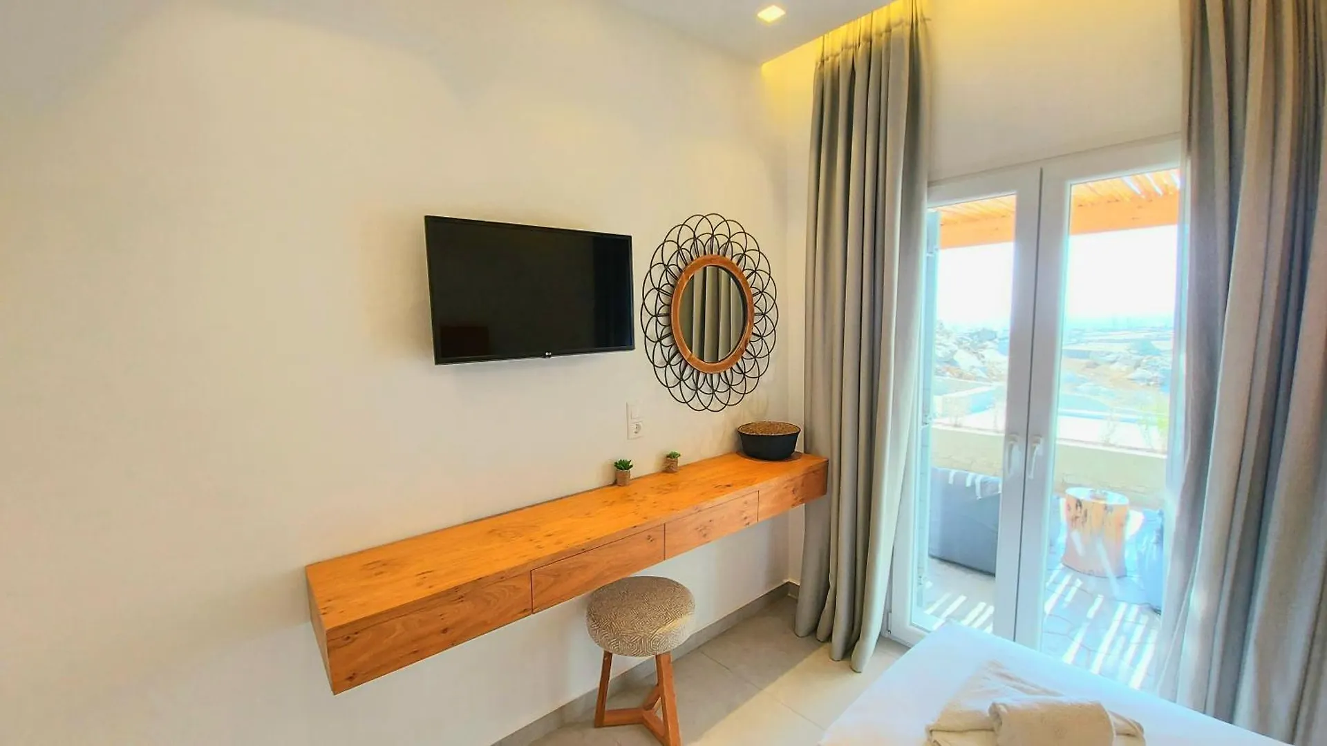 Villa Evi & Suites Mykonos Town